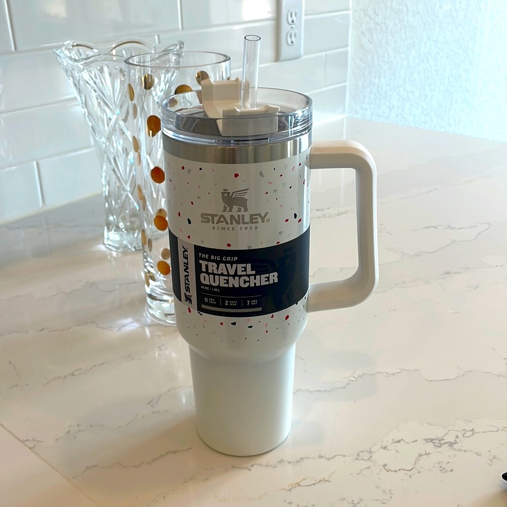 STANLEY 40oz TUMBLER. TERRAZZO PEARLESCENT. BRAND NEW
